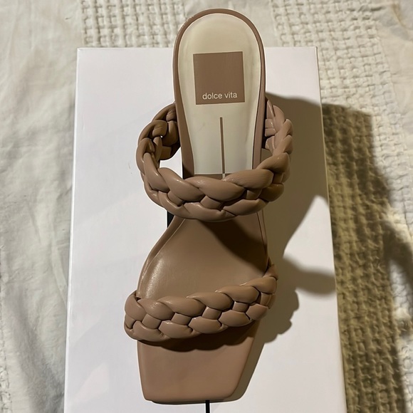 Dolce vita size 8 Paily sandal. Cafe Stella. Worn once. - Picture 1 of 4